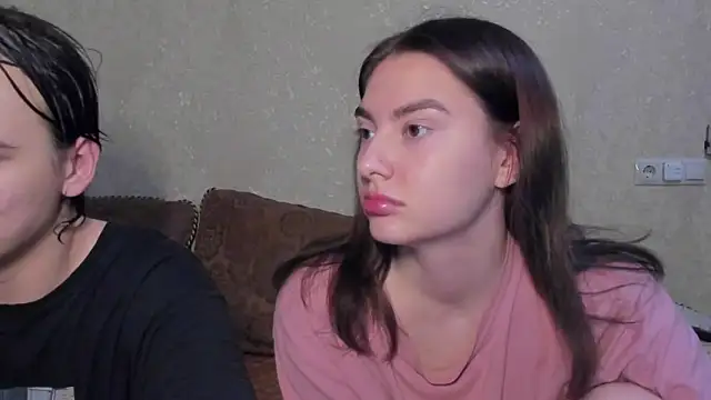 muuur fam online show from 10/11/25, 09:46