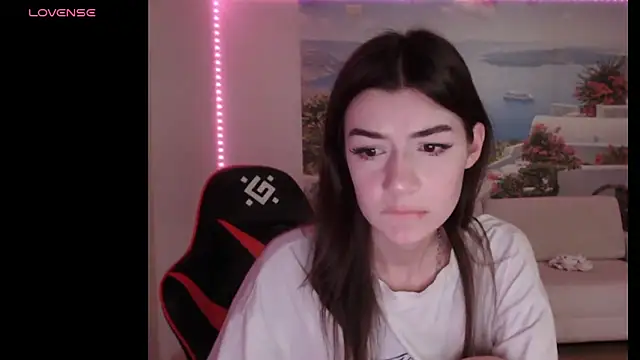 shadowraze228 online show from 11/08/25, 06:18