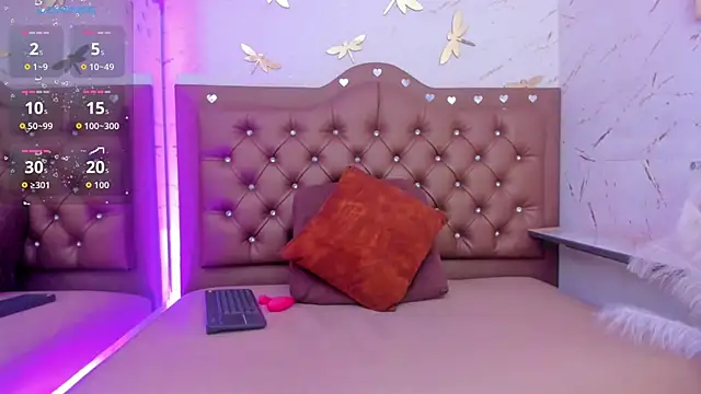 Snapshot of Zoe-Johnson_ chatting on 10/07/25, 09:56 Zoe-Johnson online show from 10/07/25, 09:56