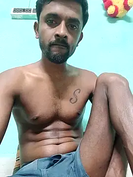 Snapshot of ShinuRoy chatting on 10/15/25, 04:51 ShinuRoy online show from 10/15/25, 04:51