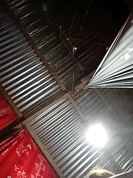 Snapshot of Weng_31 chatting on 09/13/25, 10:53 Weng 31 online show from 09/13/25, 10:53