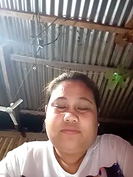 Snapshot of Weng_31 chatting on 09/26/25, 03:16 Weng 31 online show from 09/26/25, 03:16