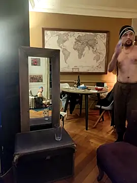 Snapshot of Titilouonlyf69 chatting on 10/06/25, 08:06 Titilouonlyf69 online show from 10/06/25, 08:06