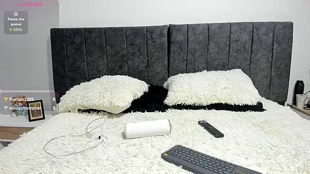 AlejandroLoouis online show from 09/18/25, 10:39