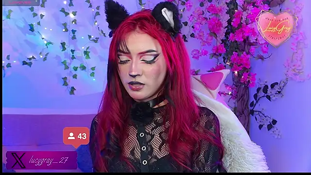 Snapshot of LucyGray chatting on 04/28/26, 06:18 LucyGray online show from 04/28/26, 06:18