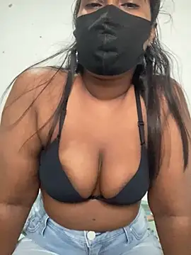 Choco Chuby online show from 10/12/25, 04:33