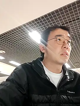 nnnnnan9527 online show from 12/03/25, 07:05