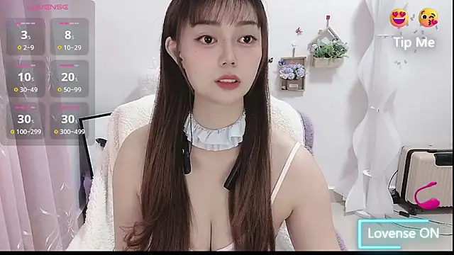 Abb-qiaoyi online show from 12/17/25, 04:57