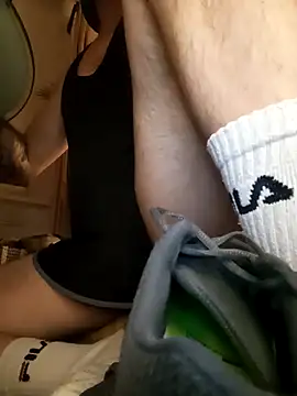 Snapshot of branletteur chatting on 11/08/25, 05:45 branletteur online show from 11/08/25, 05:45