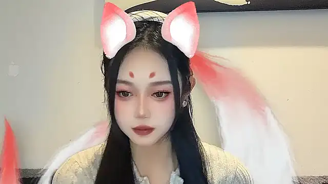 Snapshot of XingKongCOCO-107 chatting on 11/24/25, 11:54 XingKongCOCO-107 online show from 11/24/25, 11:54