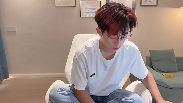 STxuguanhan online show from 10/03/25, 09:17