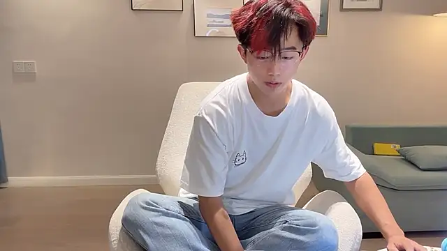 STxuguanhan online show from 10/08/25, 08:34