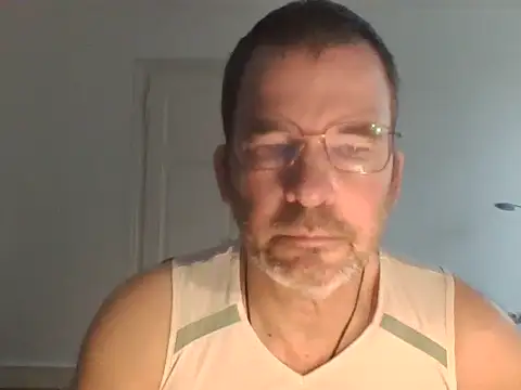 Snapshot of stallionrider88 chatting on 03/28/26, 01:33 stallionrider88 online show from 03/28/26, 01:33