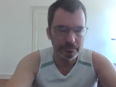 Snapshot of stallionrider88 chatting on 04/11/26, 01:37 stallionrider88 online show from 04/11/26, 01:37