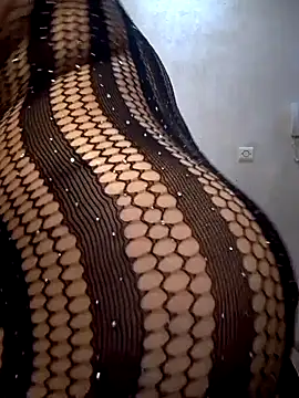 Snapshot of sexy_love997 chatting on 09/17/25, 10:44 sexy love997 online show from 09/17/25, 10:44