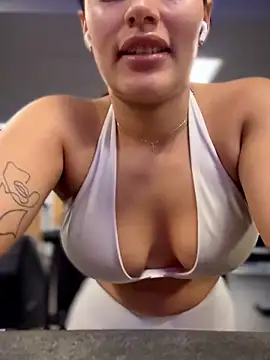 Snapshot of Risky_Workouts chatting on 03/02/26, 08:54 Risky Workouts online show from 03/02/26, 08:54