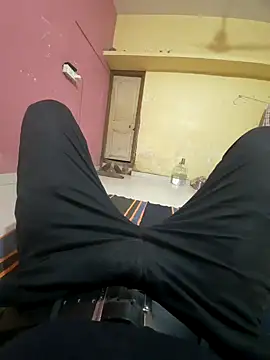 Snapshot of choot_paglu chatting on 10/12/25, 01:43 choot paglu online show from 10/12/25, 01:43