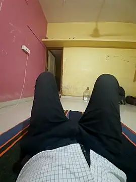 Snapshot of choot_paglu chatting on 10/13/25, 11:43 choot paglu online show from 10/13/25, 11:43