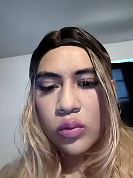 Snapshot of 25Kristina chatting on 10/01/25, 05:08 25Kristina online show from 10/01/25, 05:08