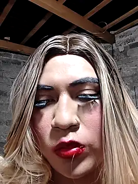 Snapshot of 25Kristina chatting on 10/22/25, 06:51 25Kristina online show from 10/22/25, 06:51