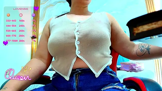 Snapshot of anapau_cooper chatting on 04/11/26, 04:17 anapau cooper online show from 04/11/26, 04:17