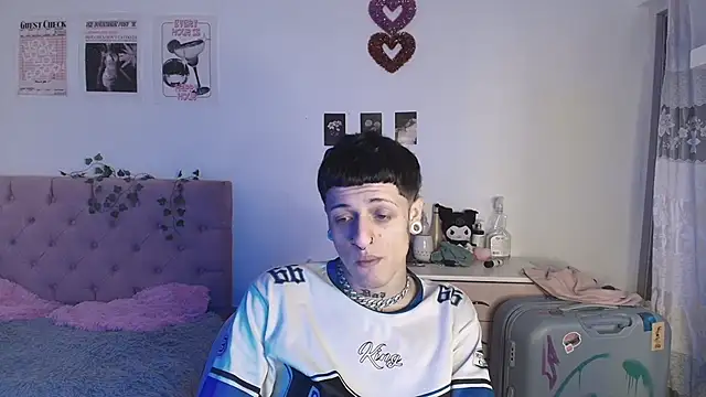 2cyboy  online show from 09/15/25, 09:59