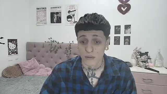 2cyboy  online show from 09/18/25, 09:39