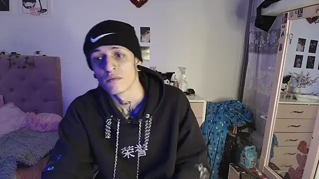 2cyboy  online show from 10/08/25, 08:28