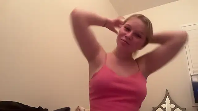 Snapshot of xoxokayy18 chatting on 10/23/25, 05:51 xoxokayy18 online show from 10/23/25, 05:51