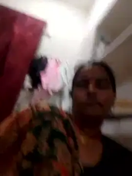 Suhani hot12 online show from 03/15/26, 04:57