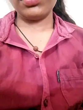 Snapshot of Suhani_hot12 chatting on 05/25/26, 07:14 Suhani hot12 online show from 05/25/26, 07:14