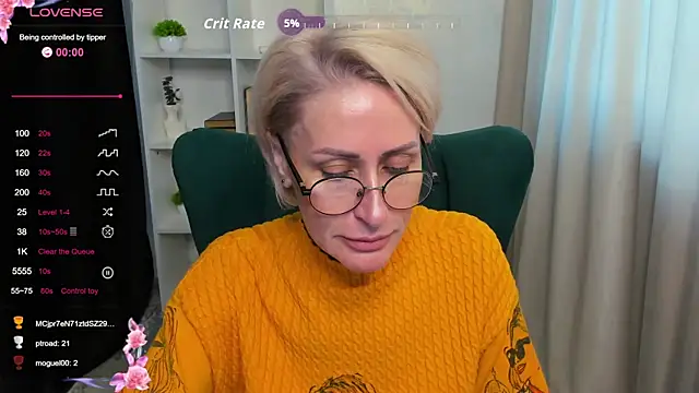 Snapshot of PamellaMurphy chatting on 09/17/25, 08:05 PamellaMurphy online show from 09/17/25, 08:05