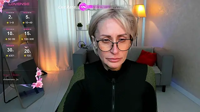Snapshot of PamellaMurphy chatting on 09/23/25, 08:28 PamellaMurphy online show from 09/23/25, 08:28
