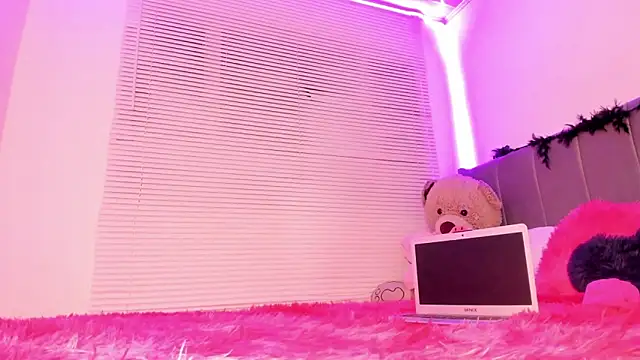 Snapshot of Dullcemariia_1s chatting on 09/11/25, 04:23 Dullcemariia 1s online show from 09/11/25, 04:23