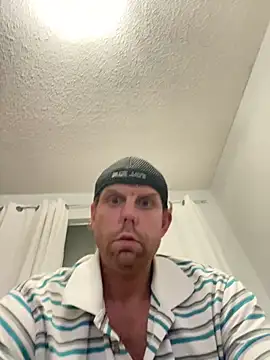 CouplesFuckToy69 online show from 10/28/25, 04:27