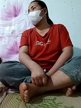 Linda885 online show from 12/16/25, 08:41