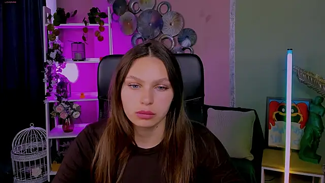 niri vex online show from 10/03/25, 11:18