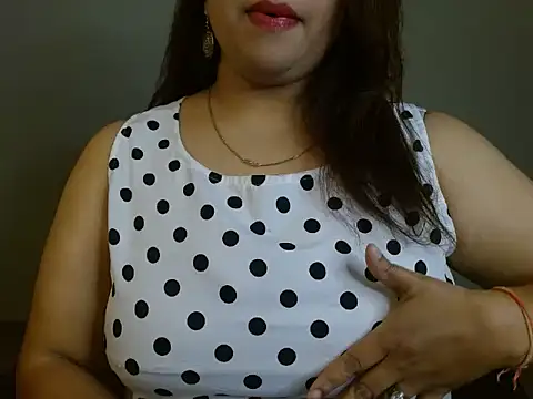 Snapshot of Your_candy_47 chatting on 11/11/25, 04:07 Your candy 47 online show from 11/11/25, 04:07