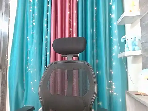 Snapshot of Your_candy_47 chatting on 04/10/26, 02:22 Your candy 47 online show from 04/10/26, 02:22