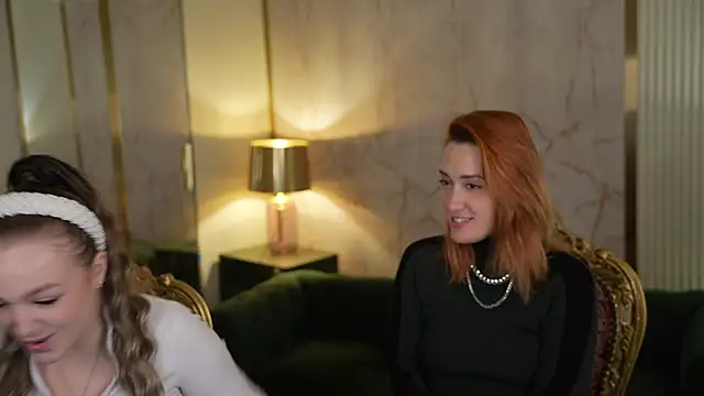 Snapshot of Ella_054 chatting on 11/26/25, 03:57 Ella 054 online show from 11/26/25, 03:57