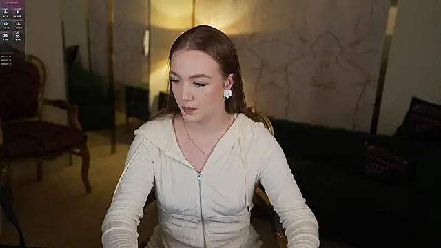 Snapshot of Ella_054 chatting on 11/28/25, 07:27 Ella 054 online show from 11/28/25, 07:27