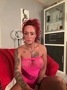 Hotmilfhamburg1 online show from 10/04/25, 04:43