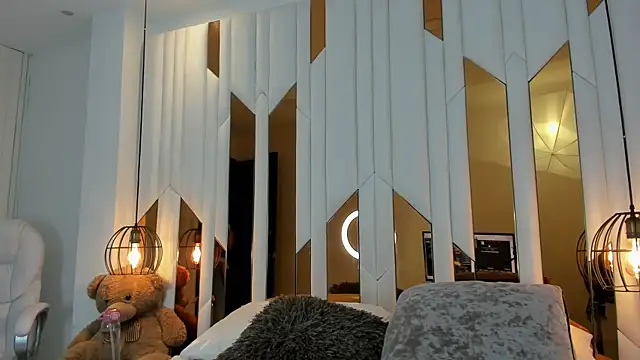 Snapshot of CarolinaFerrer chatting on 03/25/26, 01:28 CarolinaFerrer online show from 03/25/26, 01:28