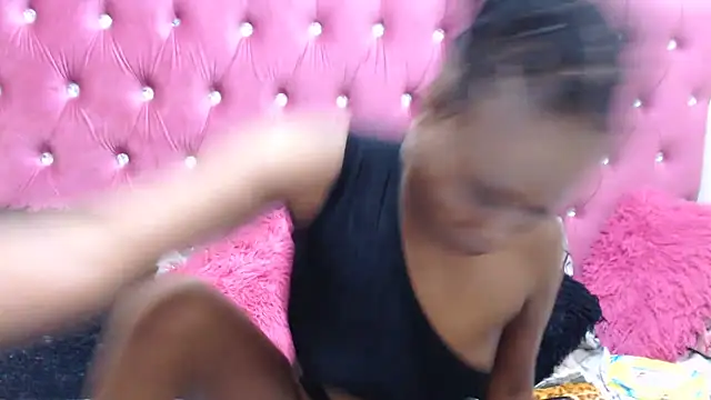 SexyBootie online show from 11/28/25, 07:00