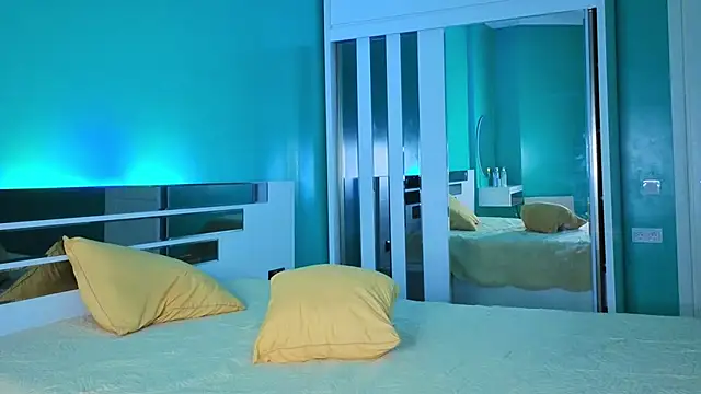 Yumi Ai online show from 01/15/26, 09:07