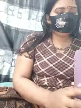Snapshot of CutePriya59 chatting on 01/10/26, 06:31 CutePriya59 online show from 01/10/26, 06:31
