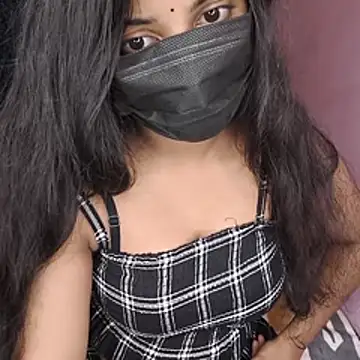 Snapshot of Telugu_sweet_couple_345 chatting on 11/01/25, 05:04 Telugu sweet couple 345 online show from 11/01/25, 05:04