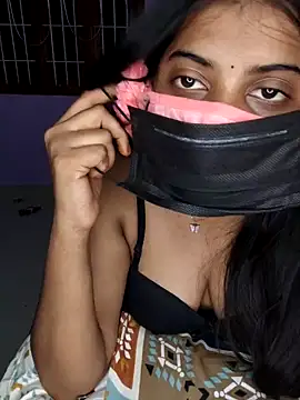 Snapshot of Telugu_sweet_couple_345 chatting on 12/18/25, 06:58 Telugu sweet couple 345 online show from 12/18/25, 06:58