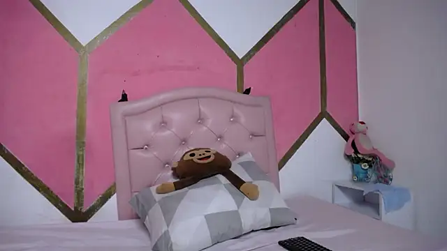 Mia Wilsom online show from 12/03/25, 11:52