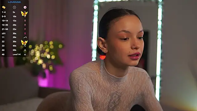 Snapshot of Dubai_Choco chatting on 02/09/26, 06:28 Dubai Choco online show from 02/09/26, 06:28